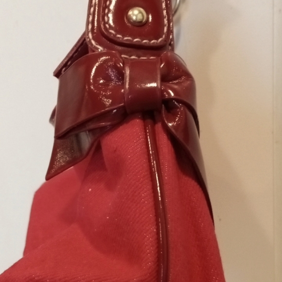 Cute Red Purse - Picture 2 of 5